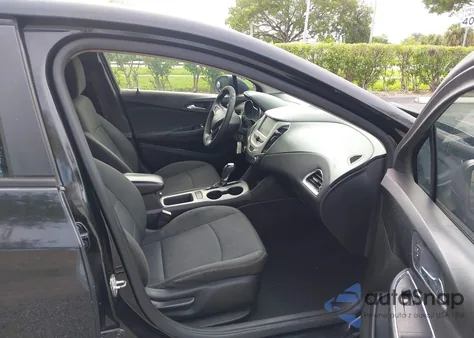 2017 Chevrolet Cruze Ls z USA, uszkodzony, nr VIN 1G1BC5SM6H7192534